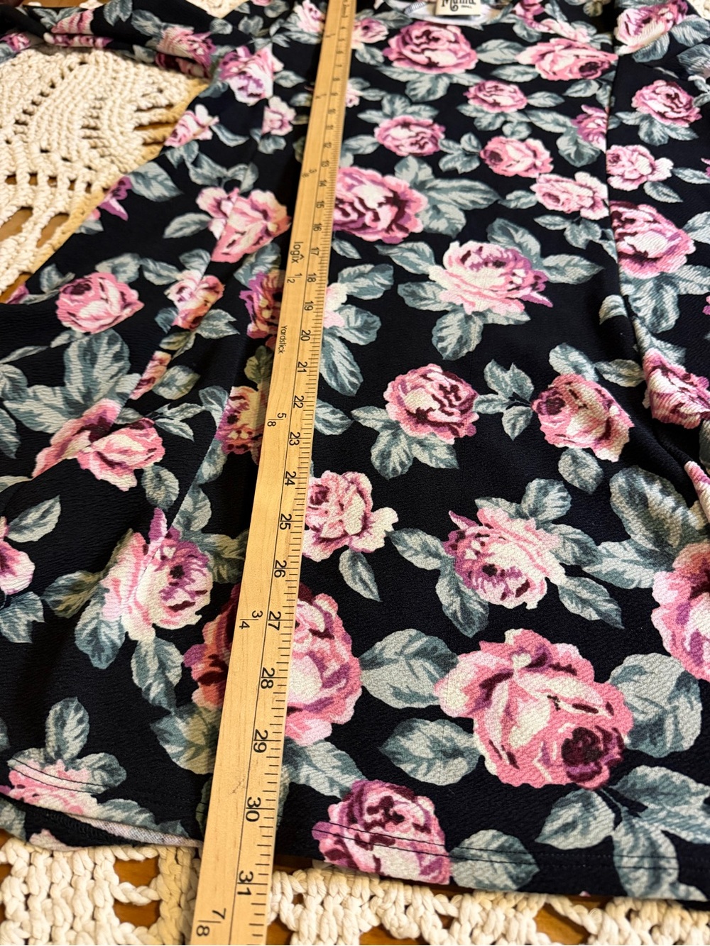 Show Me Your Mumu Floral Swing Dress Small Black Pink Roses Long Sleeve Boho - Picture 4 of 4